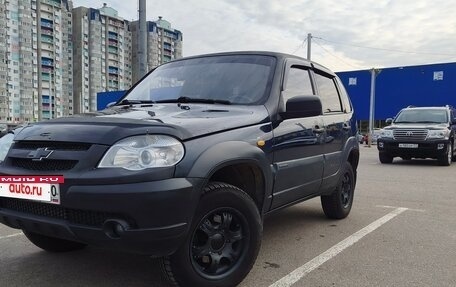 Chevrolet Niva I рестайлинг, 2010 год, 390 000 рублей, 2 фотография