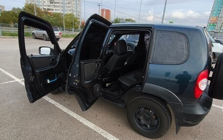 Chevrolet Niva I рестайлинг, 2010 год, 390 000 рублей, 7 фотография