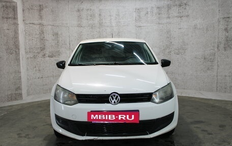 Volkswagen Polo VI (EU Market), 2009 год, 330 000 рублей, 2 фотография