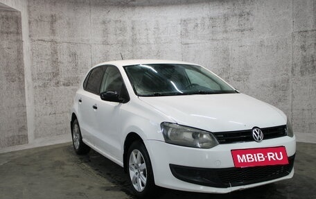 Volkswagen Polo VI (EU Market), 2009 год, 330 000 рублей, 3 фотография
