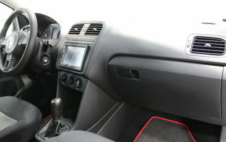 Volkswagen Polo VI (EU Market), 2009 год, 330 000 рублей, 11 фотография