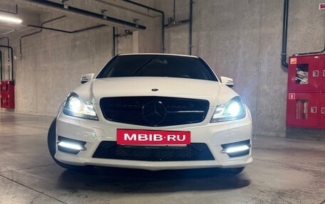 Mercedes-Benz C-Класс, 2012 год, 1 200 000 рублей, 3 фотография