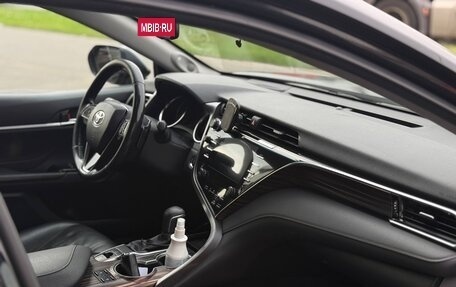 Toyota Camry, 2019 год, 2 700 000 рублей, 20 фотография