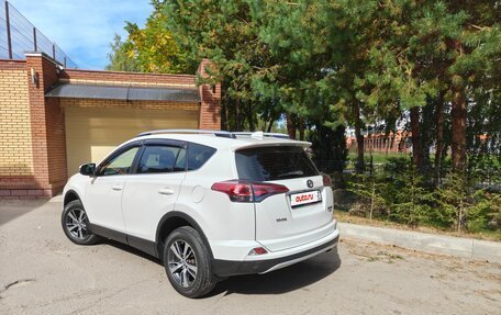 Toyota RAV4, 2016 год, 2 350 000 рублей, 5 фотография