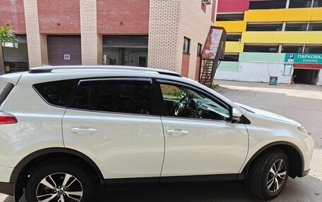 Toyota RAV4, 2016 год, 2 350 000 рублей, 9 фотография