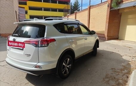 Toyota RAV4, 2016 год, 2 350 000 рублей, 7 фотография