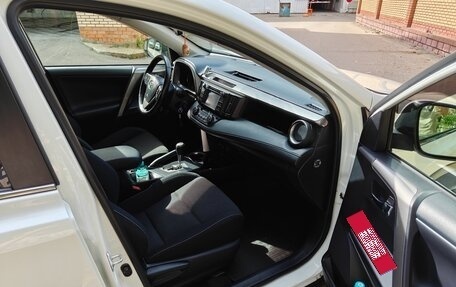Toyota RAV4, 2016 год, 2 350 000 рублей, 15 фотография
