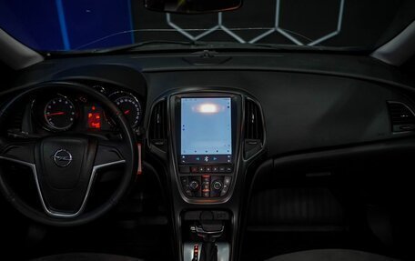 Opel Astra J, 2012 год, 680 000 рублей, 11 фотография