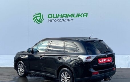Mitsubishi Outlander III рестайлинг 3, 2013 год, 1 120 000 рублей, 7 фотография