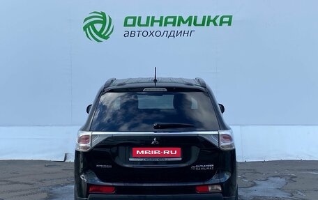 Mitsubishi Outlander III рестайлинг 3, 2013 год, 1 120 000 рублей, 6 фотография