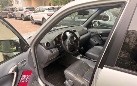 Toyota RAV4, 2001 год, 550 000 рублей, 5 фотография