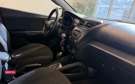 KIA Rio III рестайлинг, 2011 год, 880 000 рублей, 9 фотография