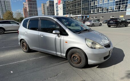 Honda Fit III, 2005 год, 380 000 рублей, 4 фотография
