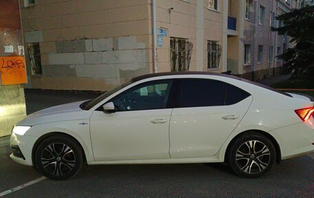 Skoda Octavia IV, 2021 год, 1 580 000 рублей, 2 фотография