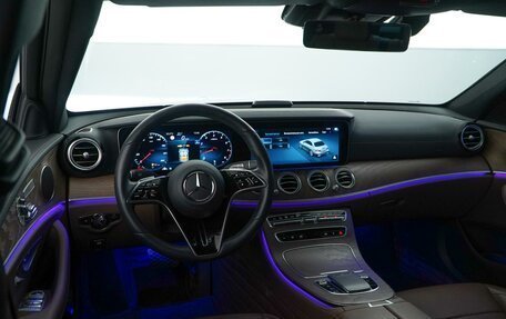 Mercedes-Benz E-Класс, 2022 год, 4 299 077 рублей, 6 фотография