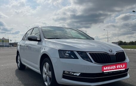 Skoda Octavia, 2019 год, 1 900 000 рублей, 10 фотография