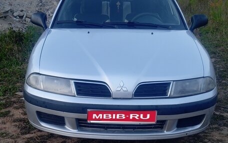Mitsubishi Carisma I, 2003 год, 155 000 рублей, 1 фотография