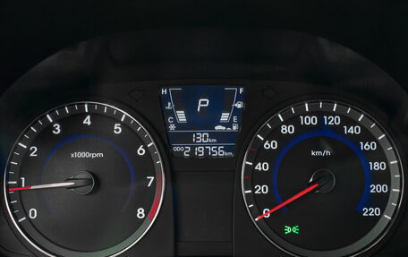 Hyundai Solaris II рестайлинг, 2014 год, 820 000 рублей, 12 фотография