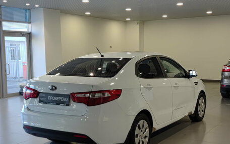 KIA Rio III рестайлинг, 2013 год, 560 000 рублей, 9 фотография