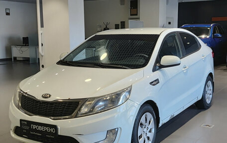 KIA Rio III рестайлинг, 2013 год, 560 000 рублей, 5 фотография