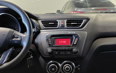 KIA Rio III рестайлинг, 2013 год, 560 000 рублей, 19 фотография
