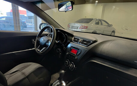 KIA Rio III рестайлинг, 2013 год, 560 000 рублей, 15 фотография