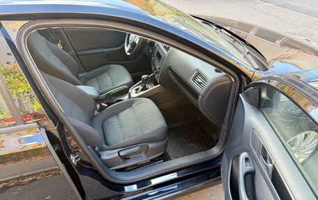 Volkswagen Jetta VI, 2013 год, 1 140 000 рублей, 9 фотография