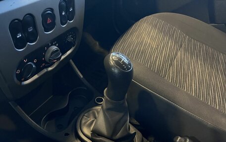 Renault Logan I, 2011 год, 270 000 рублей, 28 фотография