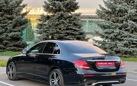 Mercedes-Benz E-Класс, 2020 год, 3 290 000 рублей, 6 фотография
