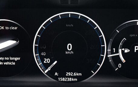 Jaguar XF II, 2019 год, 3 000 000 рублей, 25 фотография