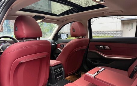BMW 3 серия, 2023 год, 3 650 000 рублей, 16 фотография