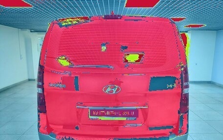 Hyundai H-1 II рестайлинг, 2018 год, 2 919 000 рублей, 6 фотография