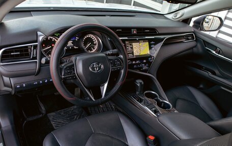 Toyota Camry, 2018 год, 3 495 000 рублей, 15 фотография