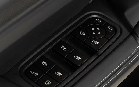Porsche Cayenne III, 2026 год, 22 000 000 рублей, 38 фотография