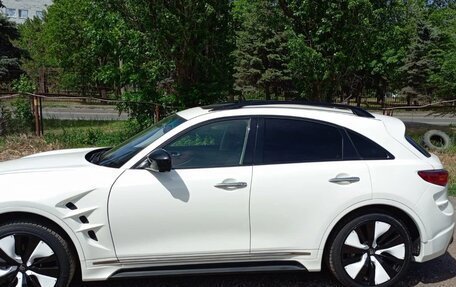 Infiniti QX70, 2014 год, 1 900 000 рублей, 3 фотография