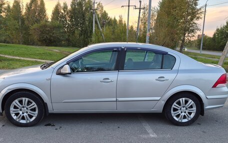 Opel Astra H, 2011 год, 550 000 рублей, 4 фотография