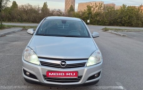 Opel Astra H, 2011 год, 550 000 рублей, 2 фотография