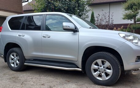 Toyota Land Cruiser Prado 150 рестайлинг 2, 2012 год, 3 550 000 рублей, 4 фотография