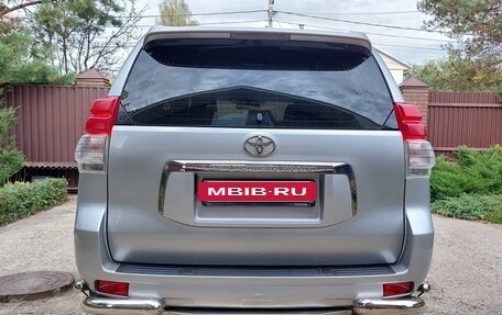 Toyota Land Cruiser Prado 150 рестайлинг 2, 2012 год, 3 550 000 рублей, 6 фотография