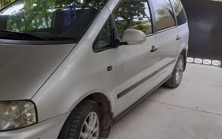 Volkswagen Sharan I рестайлинг, 2004 год, 555 000 рублей, 2 фотография