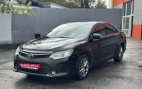 Toyota Camry, 2015 год, 2 280 000 рублей, 5 фотография