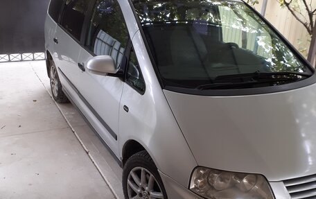 Volkswagen Sharan I рестайлинг, 2004 год, 555 000 рублей, 4 фотография