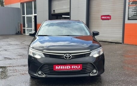 Toyota Camry, 2015 год, 2 280 000 рублей, 2 фотография