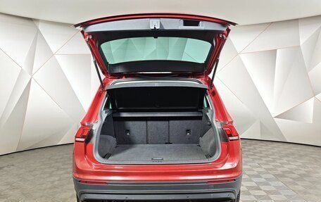 Volkswagen Tiguan II, 2019 год, 2 297 000 рублей, 11 фотография
