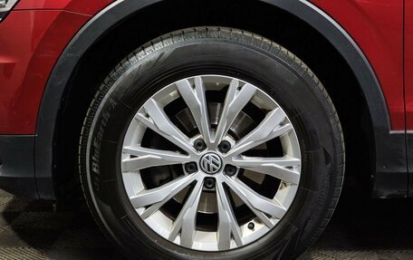 Volkswagen Tiguan II, 2019 год, 2 297 000 рублей, 9 фотография