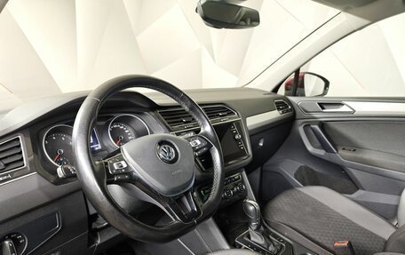 Volkswagen Tiguan II, 2019 год, 2 297 000 рублей, 18 фотография