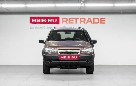 Chevrolet Niva I рестайлинг, 2018 год, 765 000 рублей, 3 фотография
