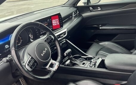 KIA K5, 2022 год, 3 100 000 рублей, 10 фотография