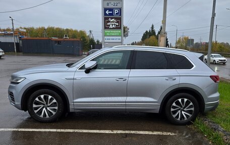 Volkswagen Touareg III, 2021 год, 6 100 000 рублей, 2 фотография