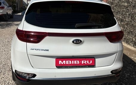 KIA Sportage IV рестайлинг, 2020 год, 2 800 000 рублей, 8 фотография